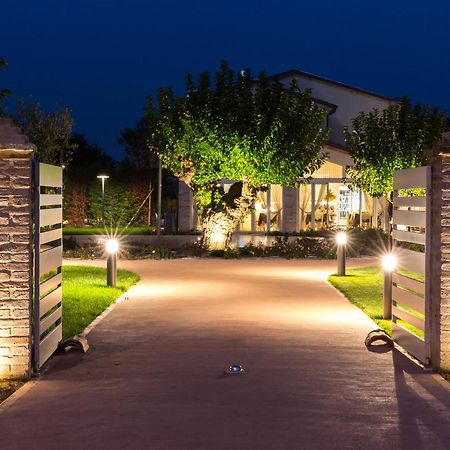 Locanda Borgognina Lucrezia Dış mekan fotoğraf