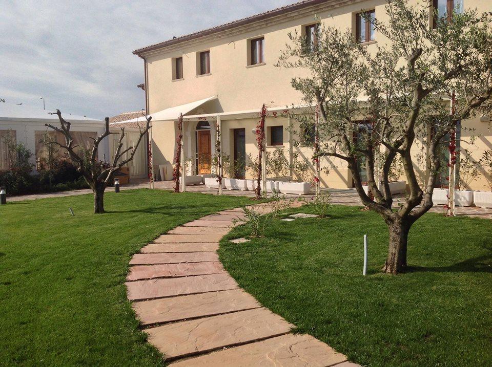 Locanda Borgognina Lucrezia Dış mekan fotoğraf