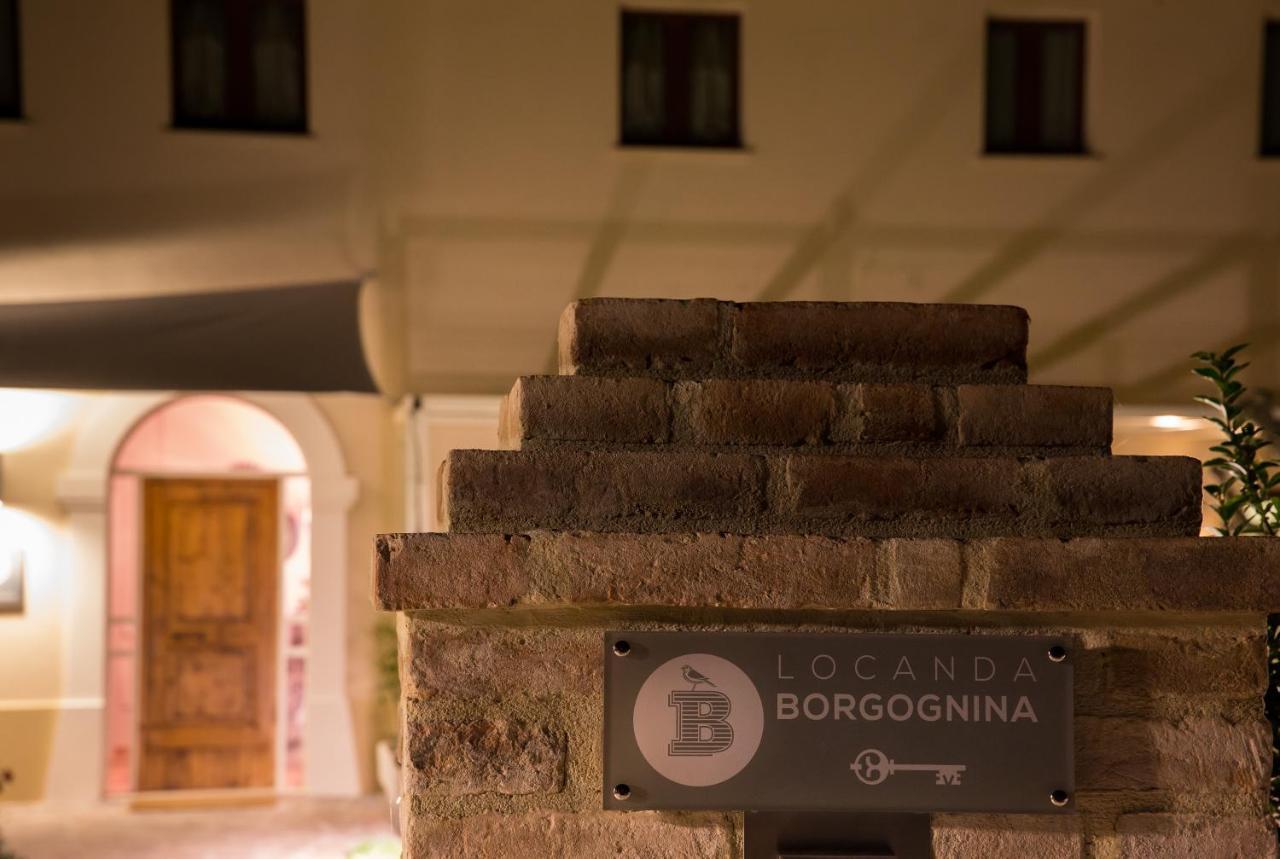 Locanda Borgognina Lucrezia Dış mekan fotoğraf